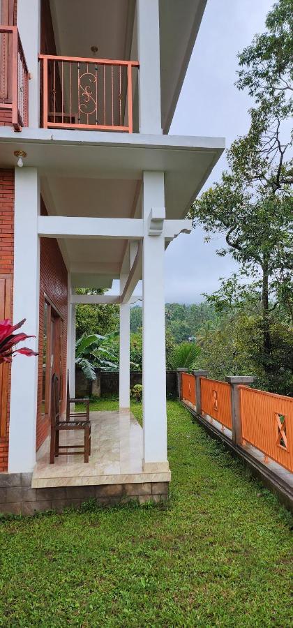 The Mungseng Villa Bali 新加拉惹 外观 照片